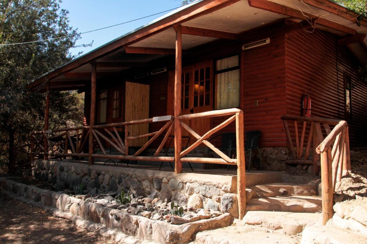 Rancho El Chilcal Cabanas Con Vista Al Rio San Alfonso Rom bilde